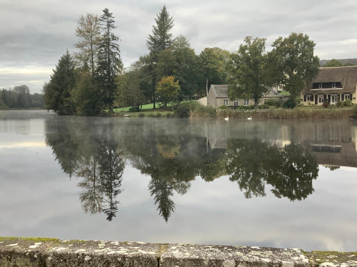 Vue Sur Le Lac Huelgoat Exterior foto
